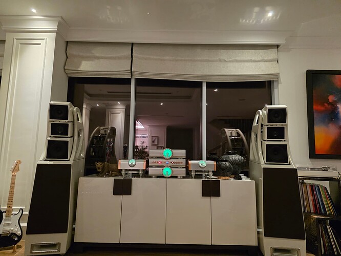 1760319112447934687356976407705